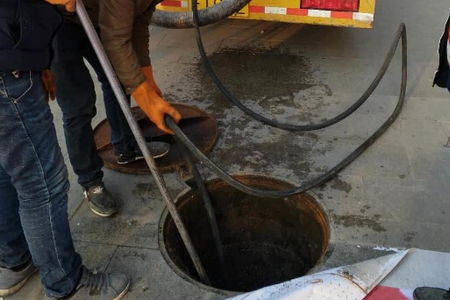 襄州深圳工业园家庭水管除垢,厕所渗水修复,附近维修水管的